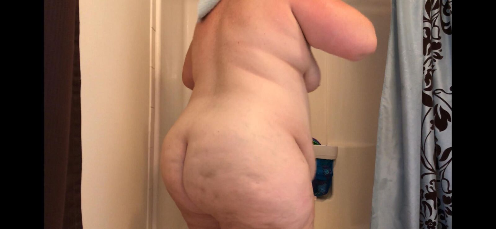Schwergewichtige Hottie Unshaved Duschbilder