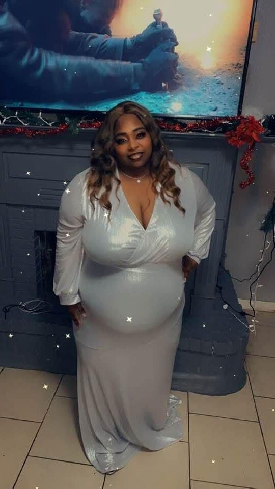 Красивая черная мамаша SSBBW