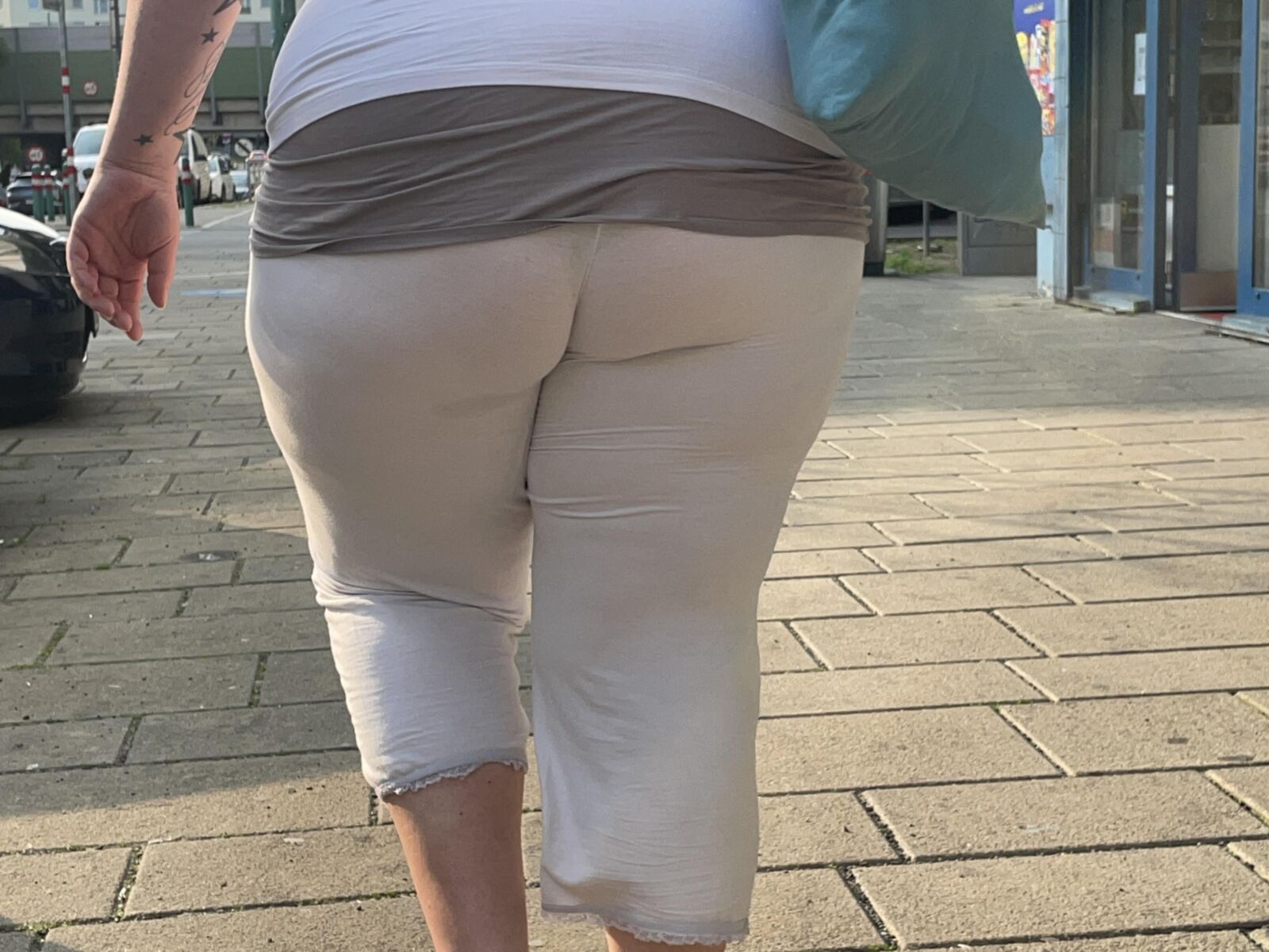 Durch die Hosen sehen (Arsch)