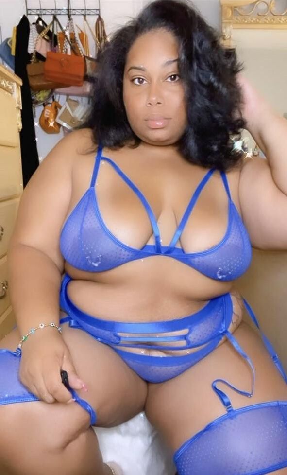 Ms pretty, Comment if you know her