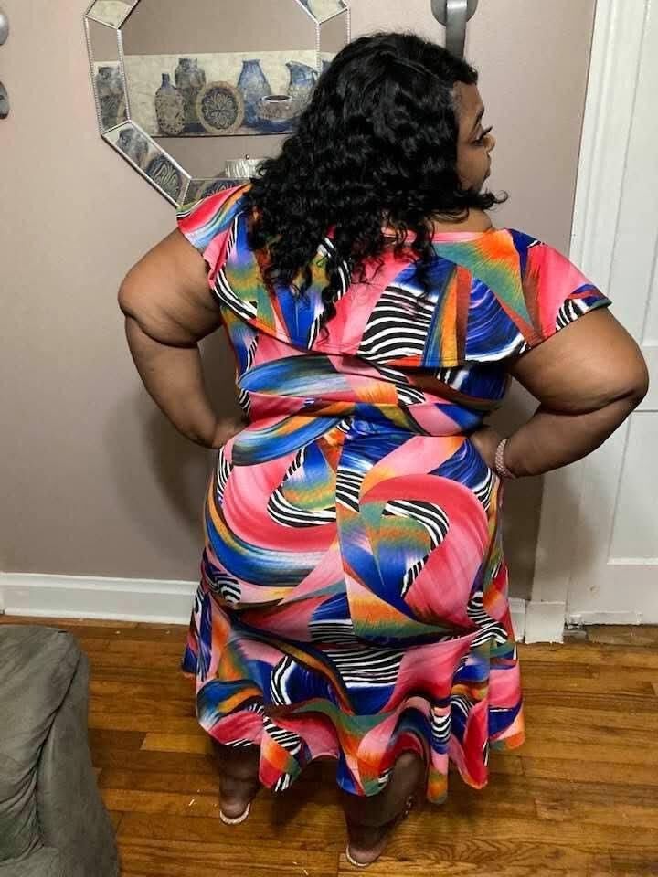 Красивая черная мамаша SSBBW