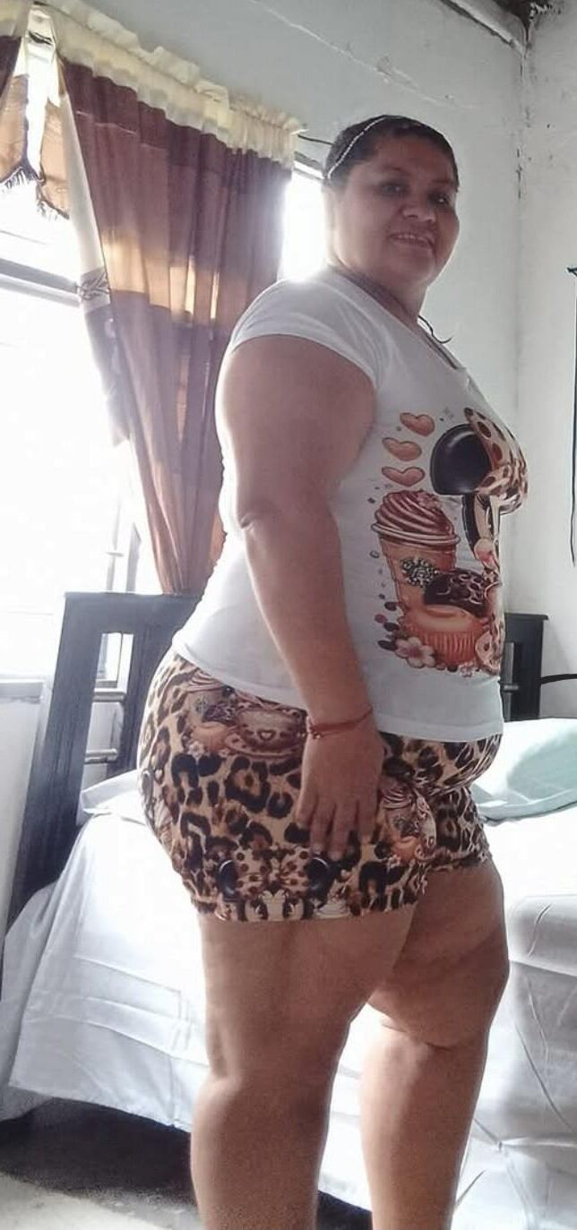 Joselin BBW Gatitas Nalgonas ..