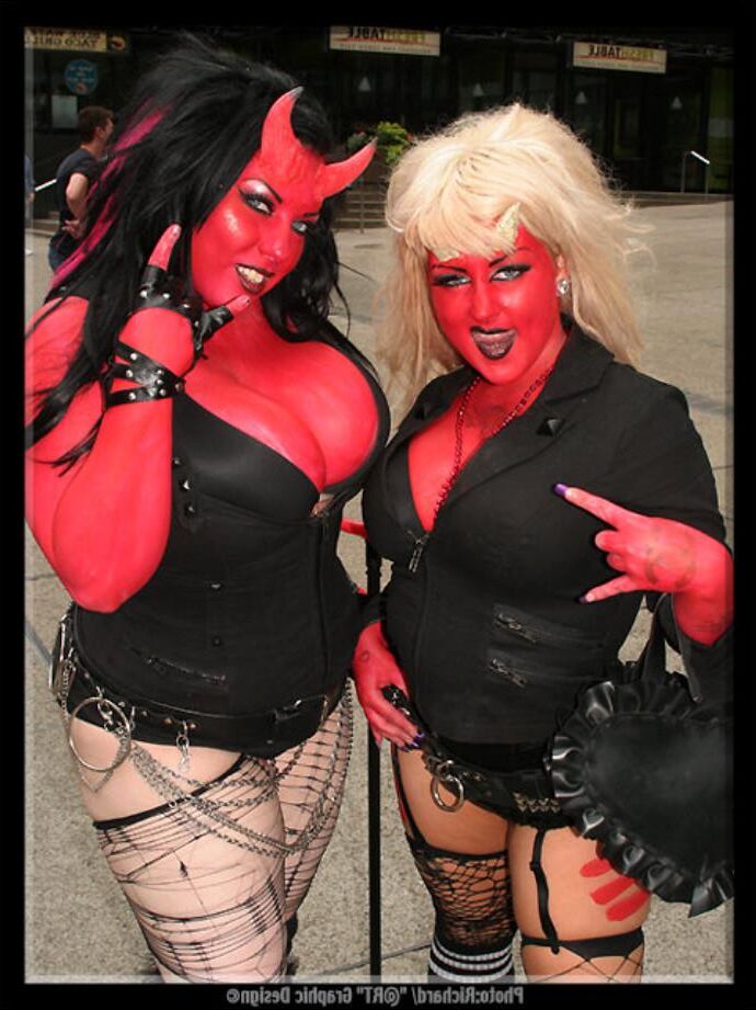 Huge Tits Goth BBW A.V. pt.