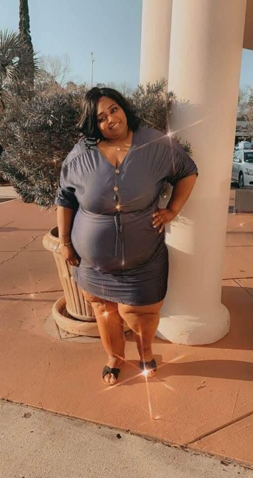Красивая черная мамаша SSBBW