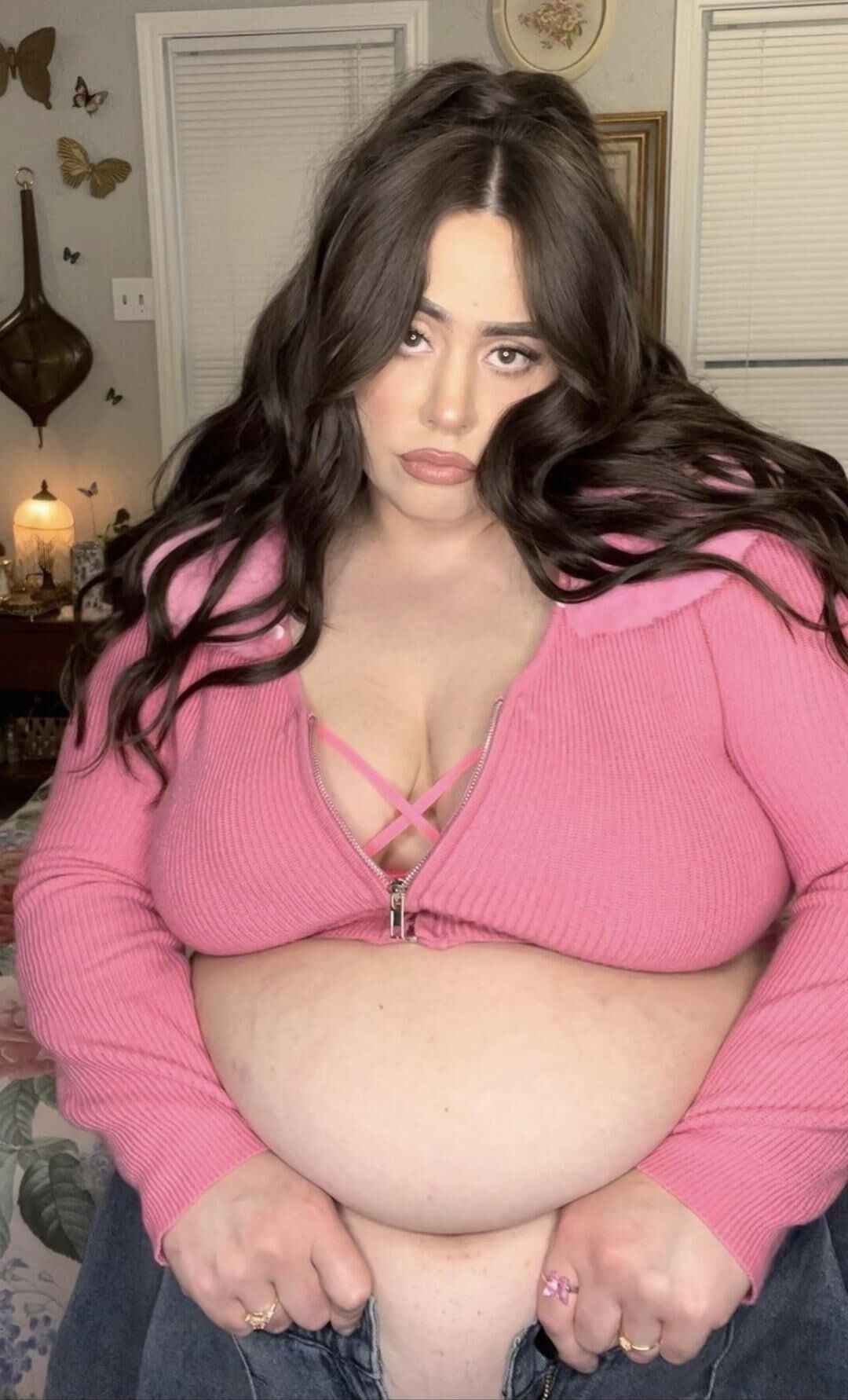 Fat Tits n Fat Bellies 