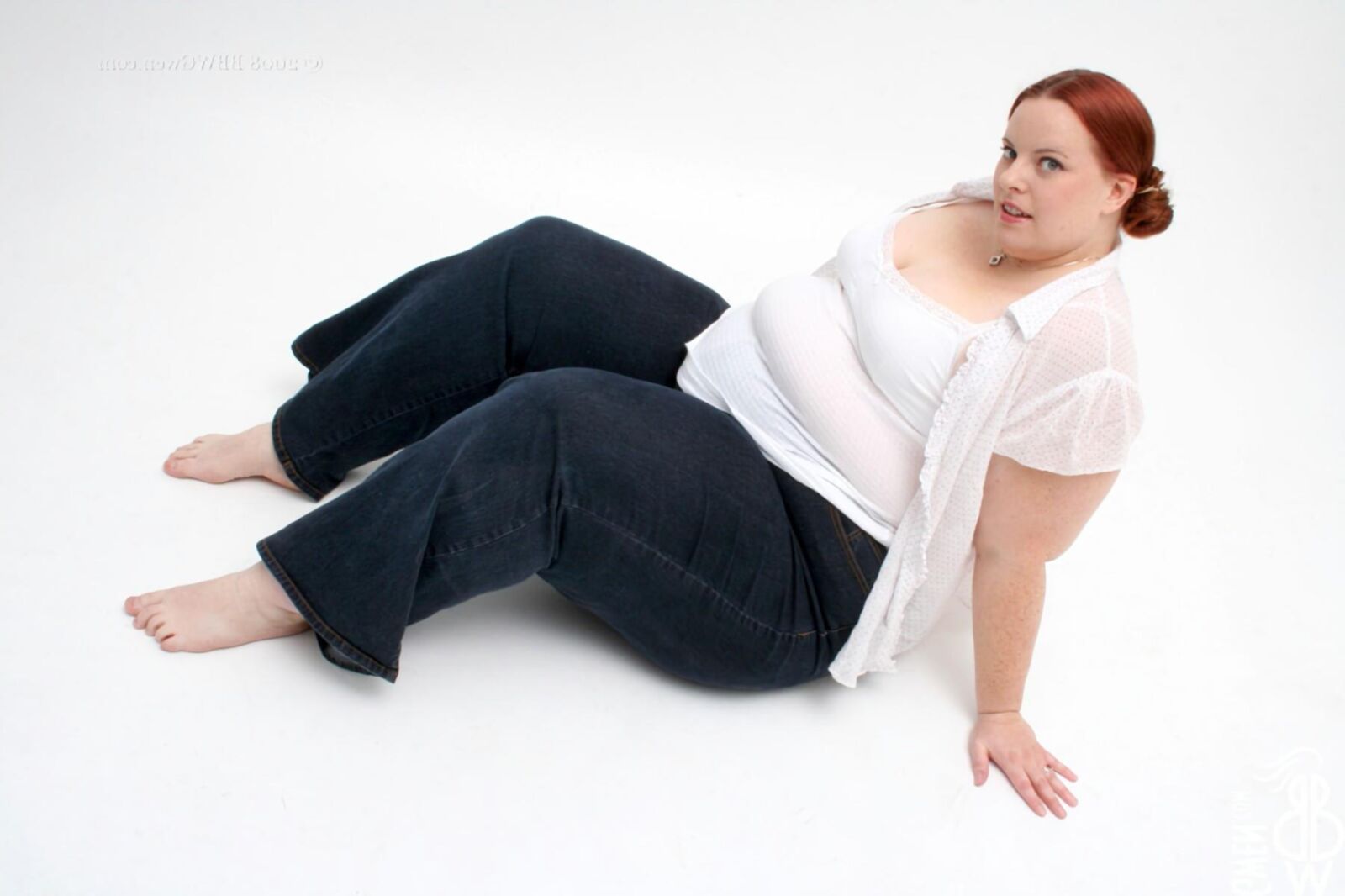 Splendide Gwen! SSBBW Rousse aux Petits Nichons #