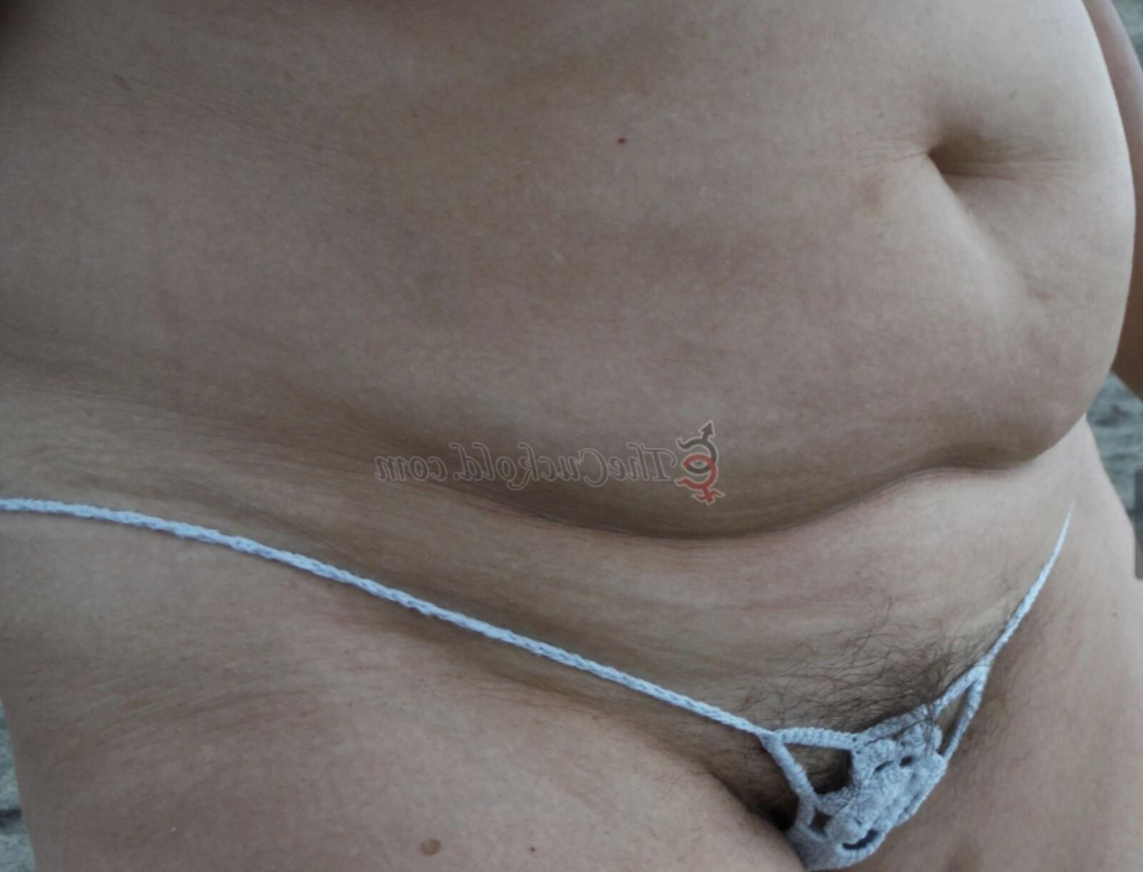 優れたおっぱいBBW妻