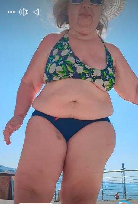 アンナBBWグラニー