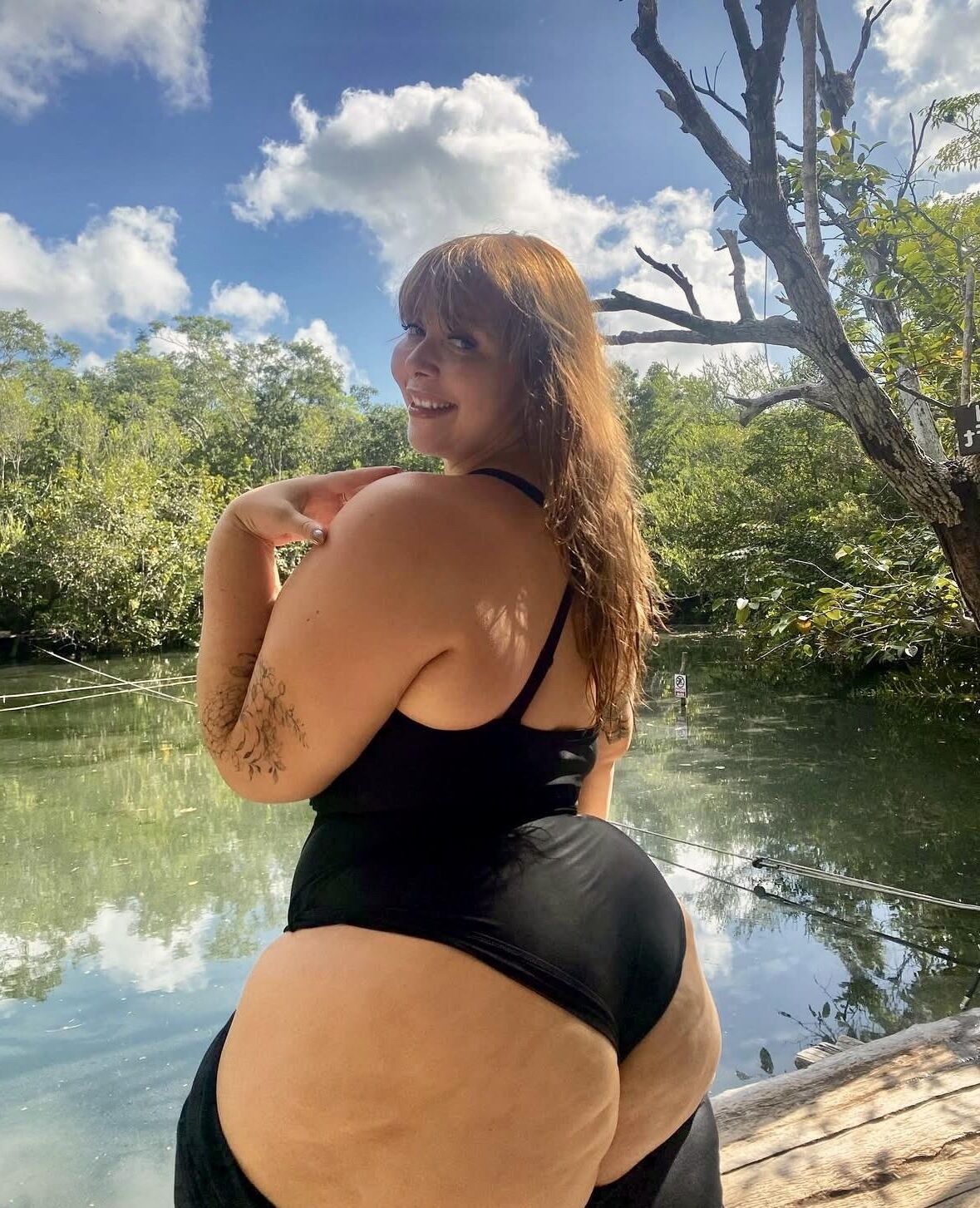 Princess P Massive Ass Small Tits Gorgeous BBW Mixed Hot Shots