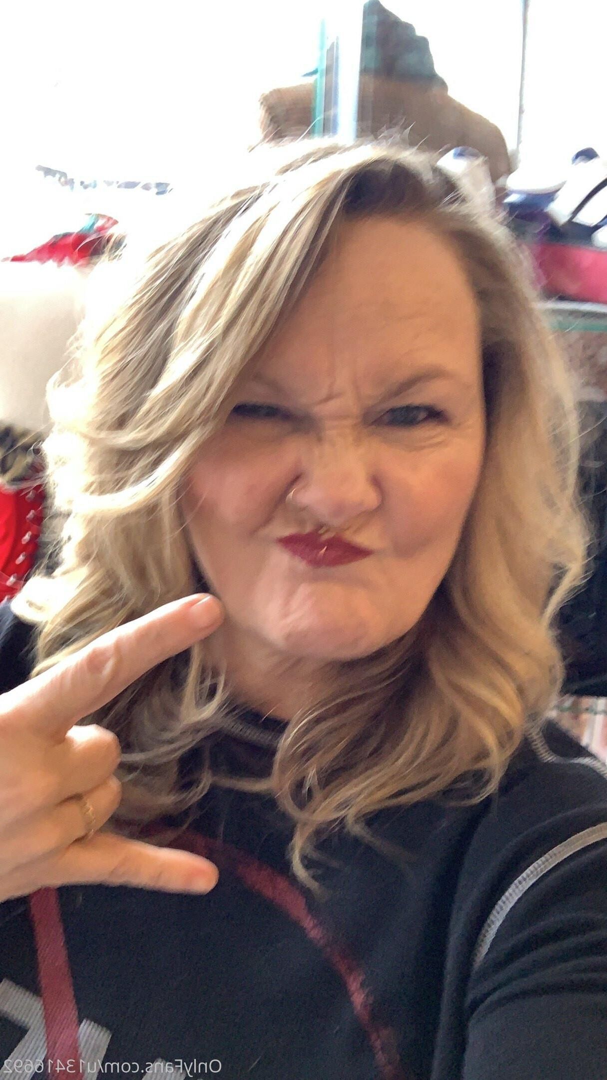Claire Big Butt Big Tits Tattooed Sexy Blonde BBW Granny Mixed H