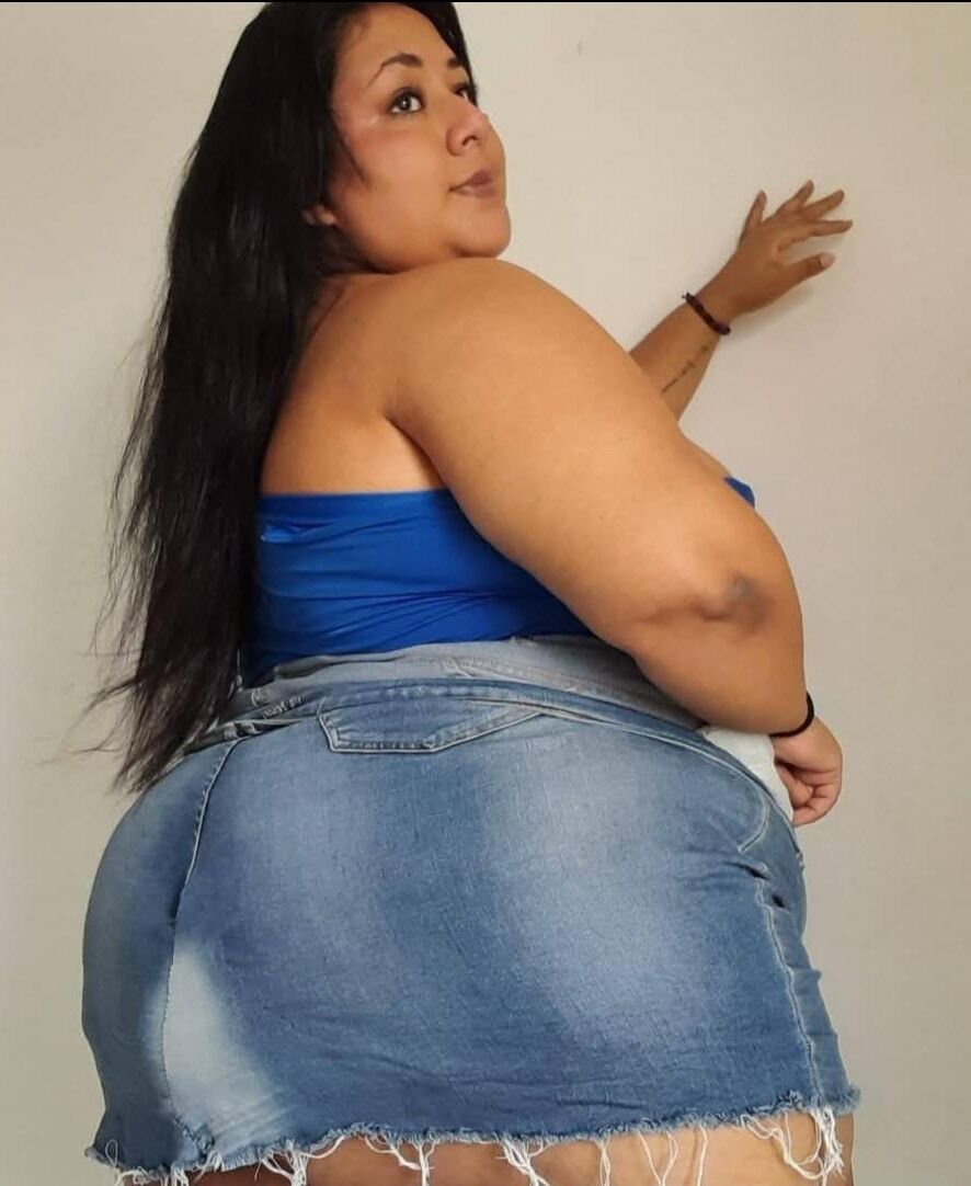 Sexy Soft Latina BBW (Need ID)