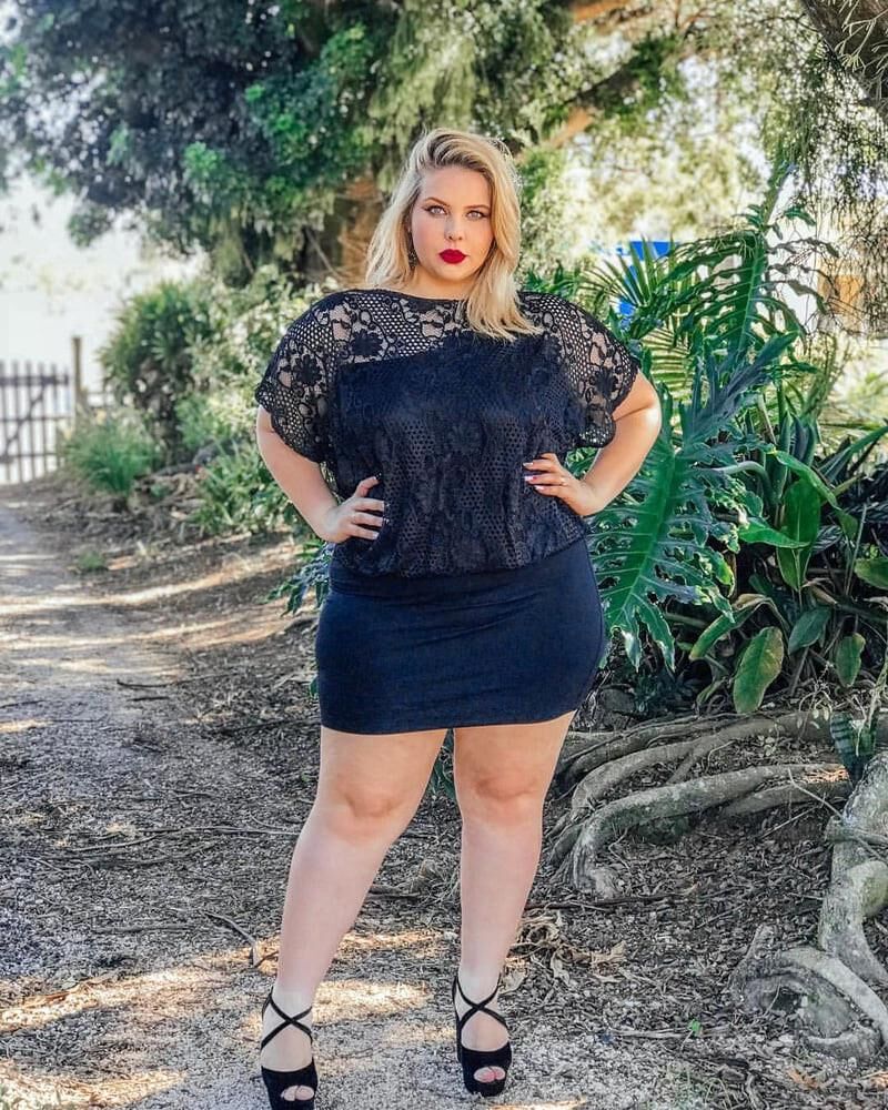 . Thick fleshy thighs