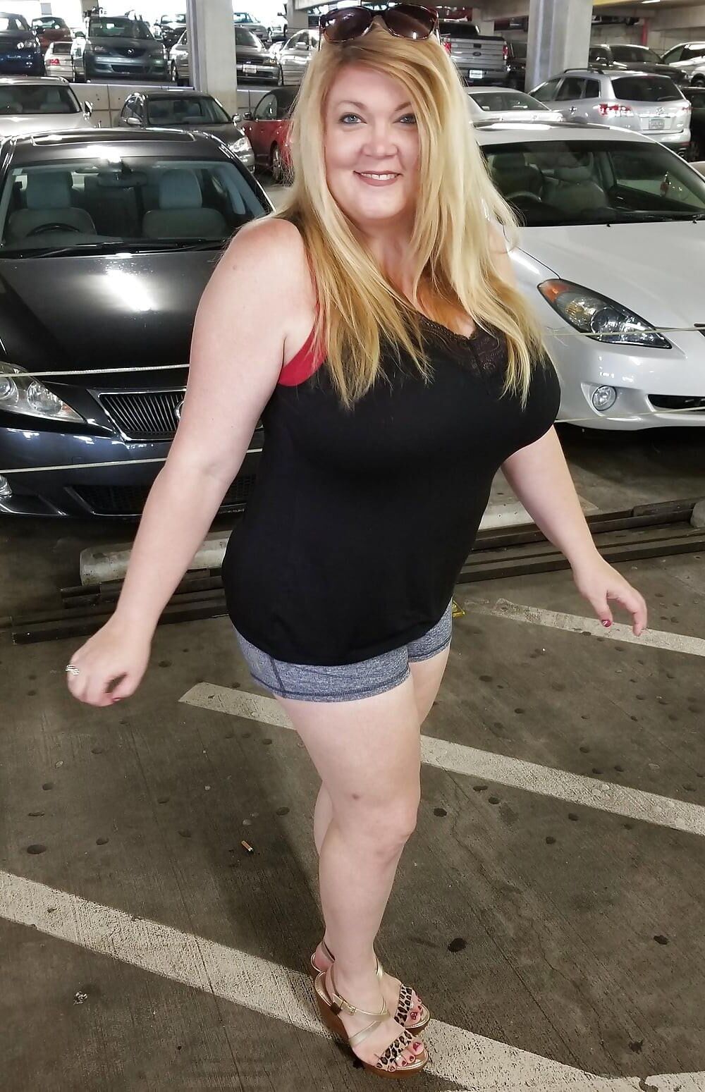 Sous buckpig milf vanessa exposée putain de smlag cunt chunt des États-Unis