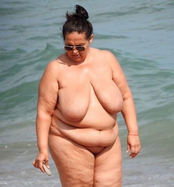 BBW Nudiste