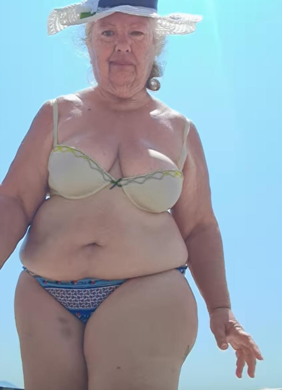 Sexy Bbw Granny Anna