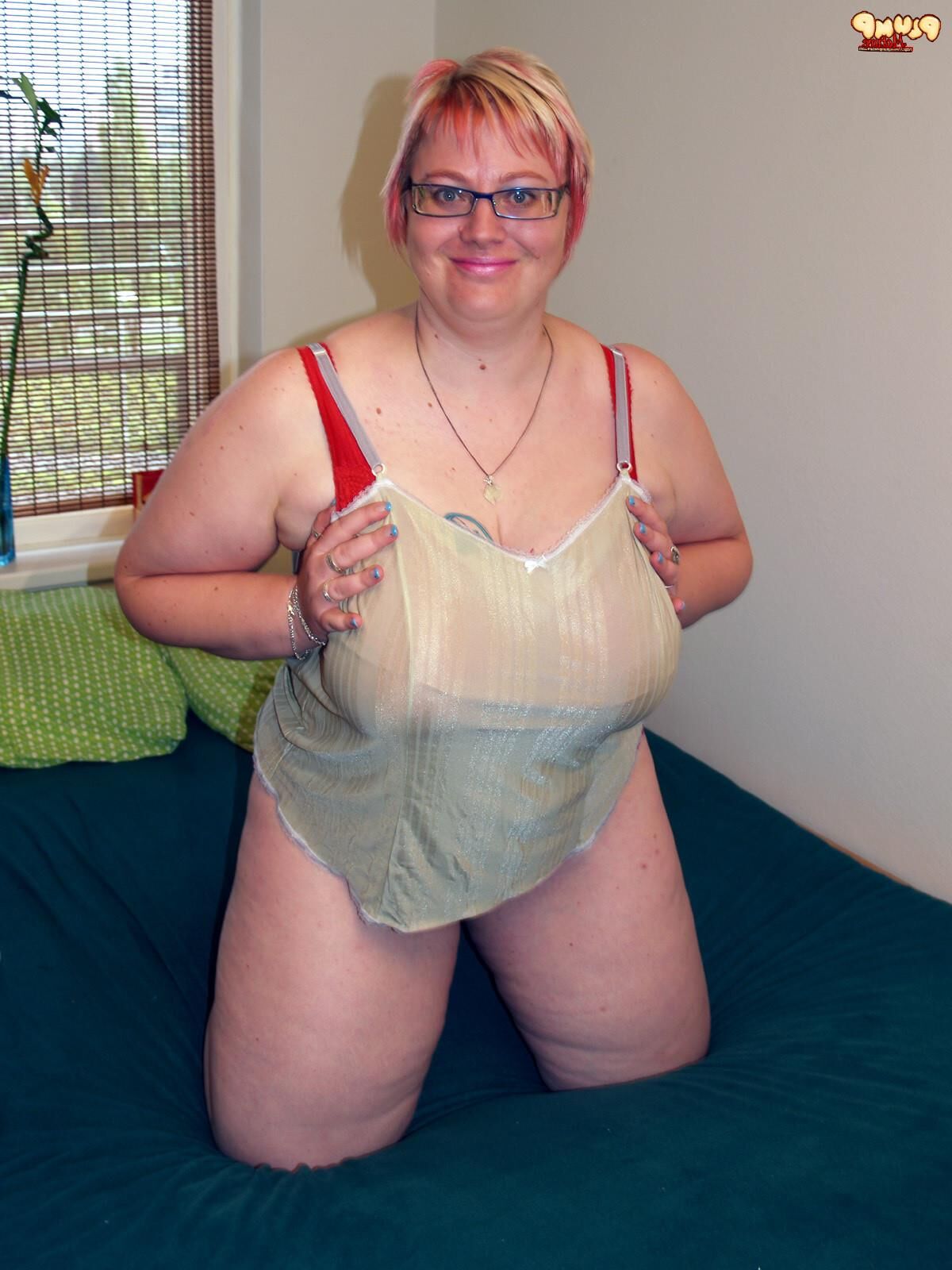 Nina mature