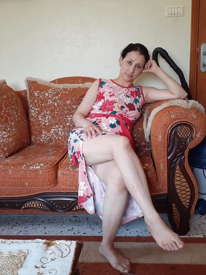 . Dressed mostly matures. No nudes