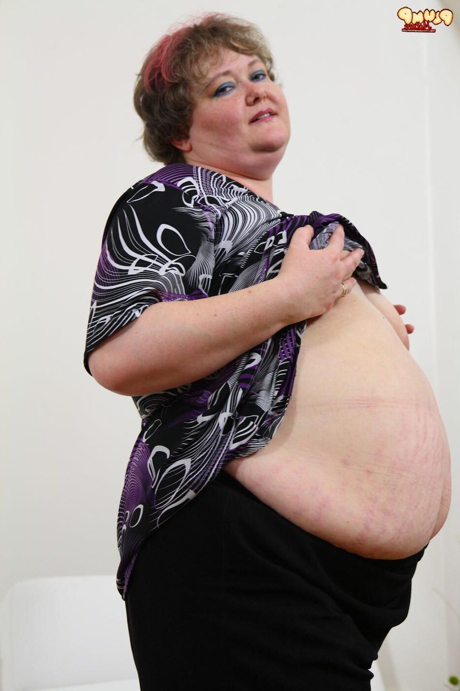 Ninelle mature