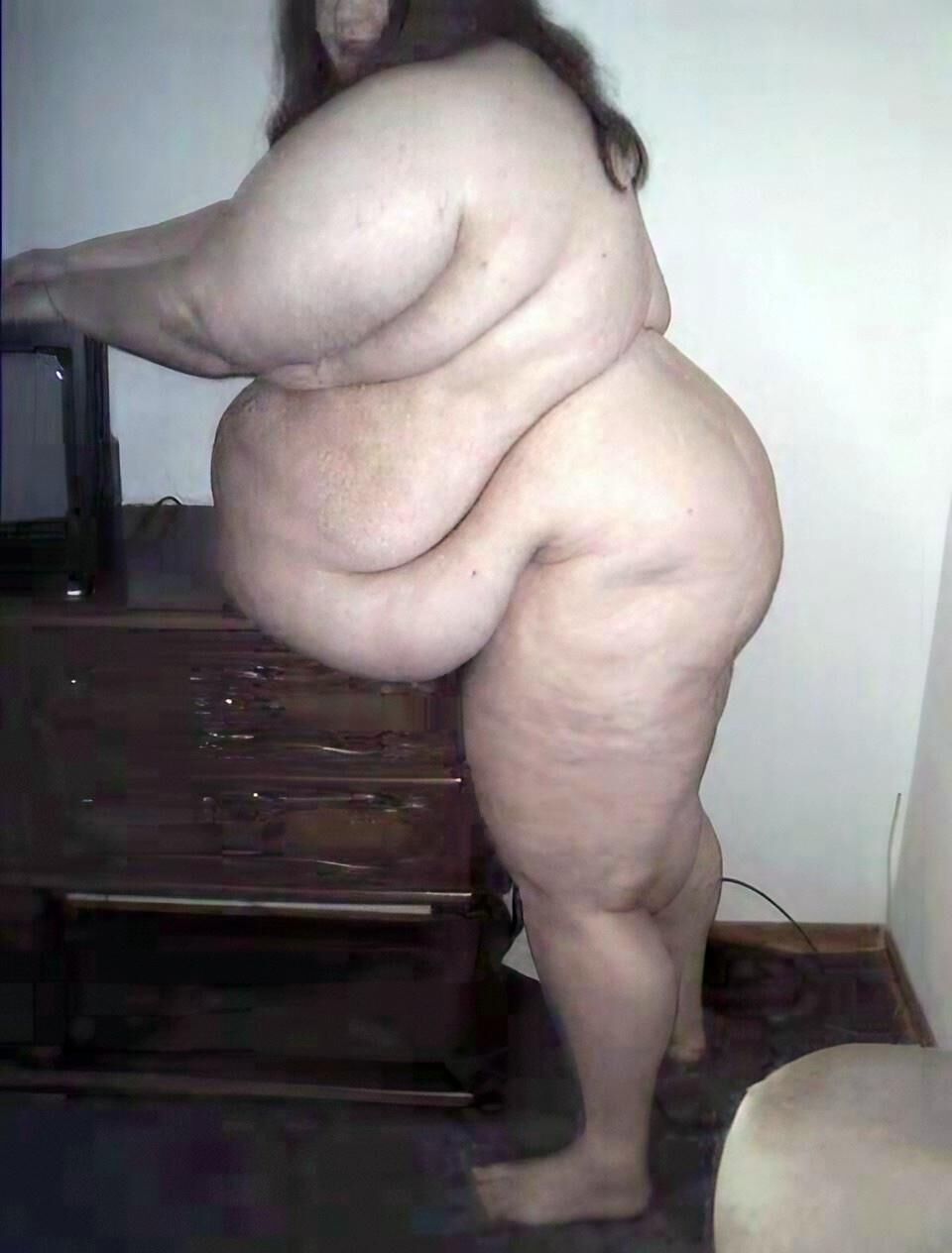 SSBBW BETSY VINTAGE OBESE QUEEN 