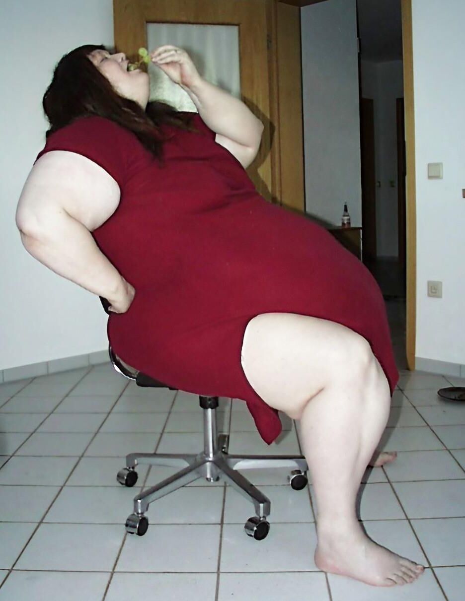 SSBBW BETSY VINTAGE OBESE QUEEN 