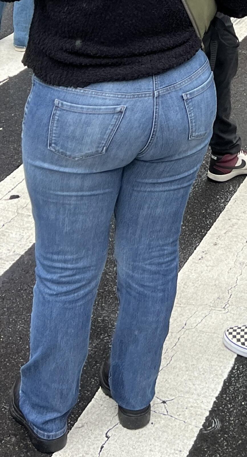 お尻の公開ディスプレイ