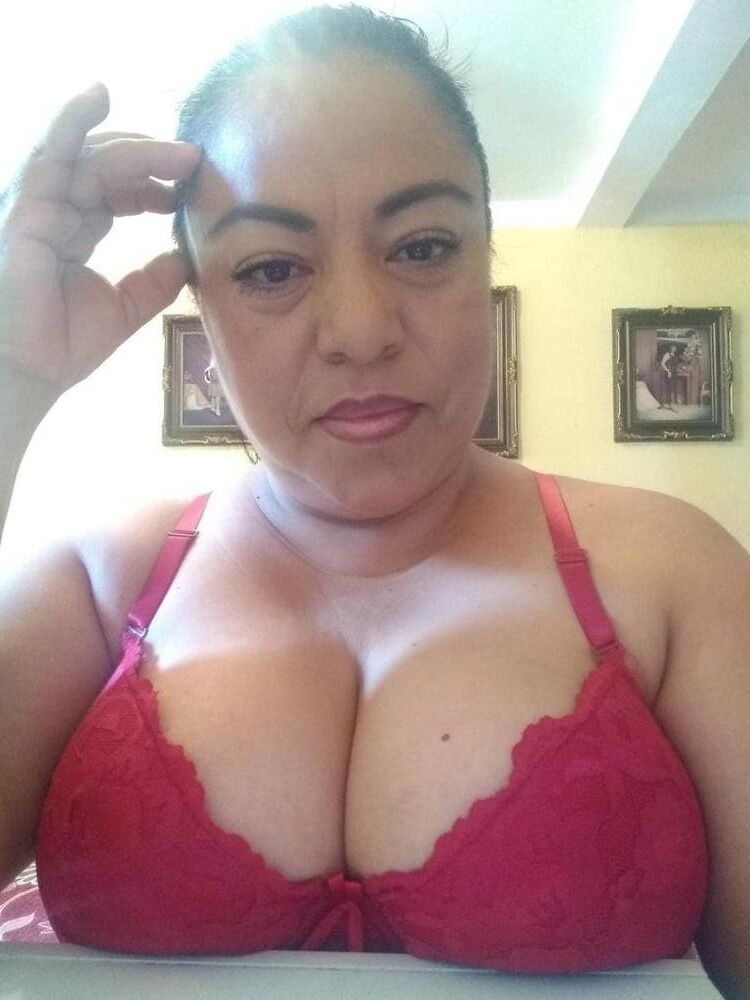 Latinas n Gorditas I cum hard for