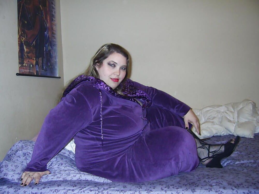 Astralyn Gyser very fat BBW