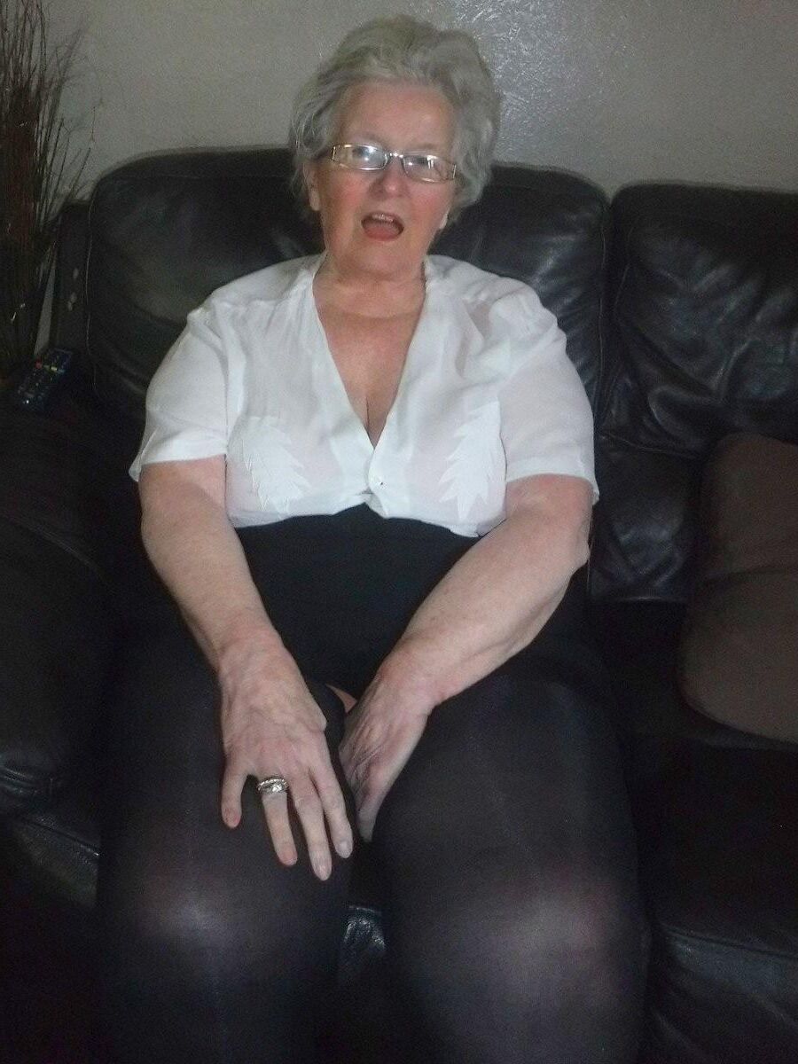 Mama needs a good fuck.. would you consider?