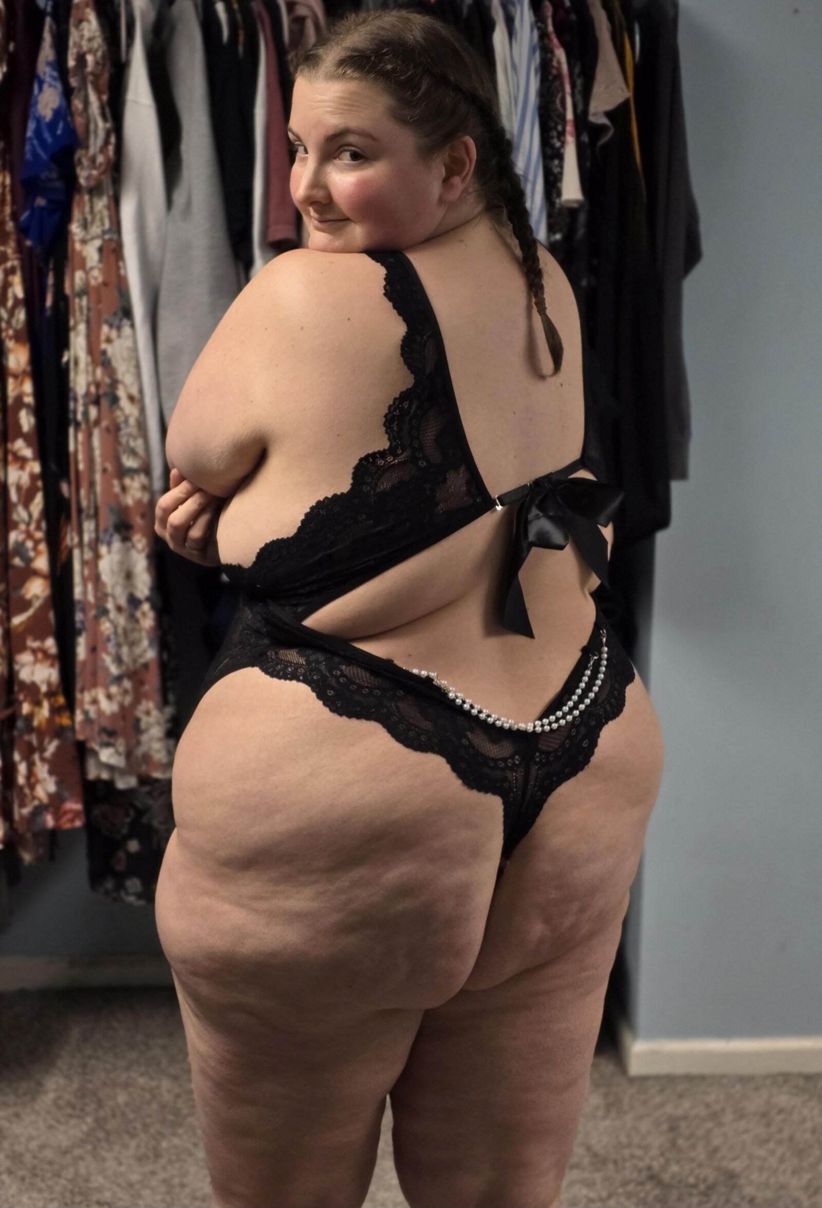 Desperate chubby slut 