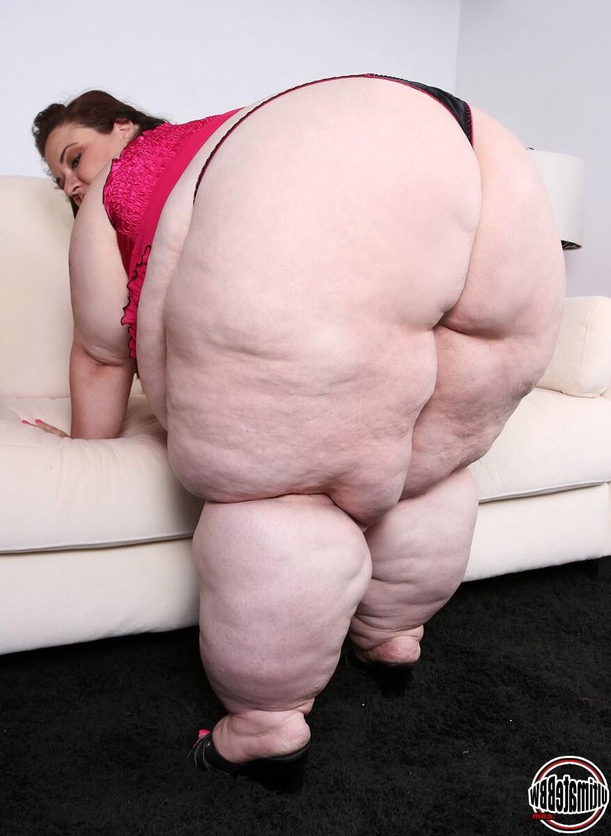 SSBBW MAE SEXY THICK A$$ PLUMPER 