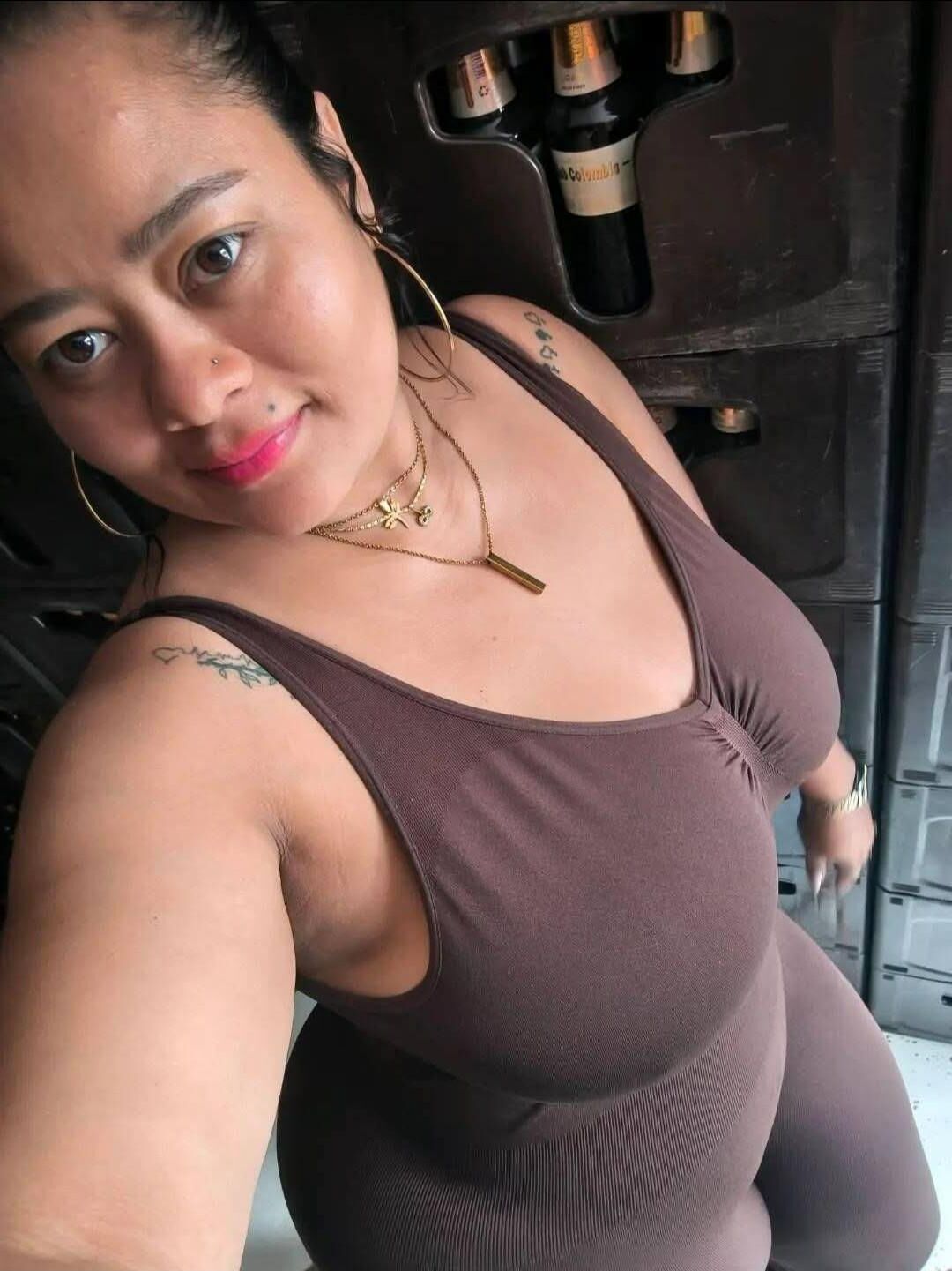 Joselin Janet Bbw s nalgonas gagitas