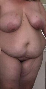BBW Mom Marie first look at her tits and belly 