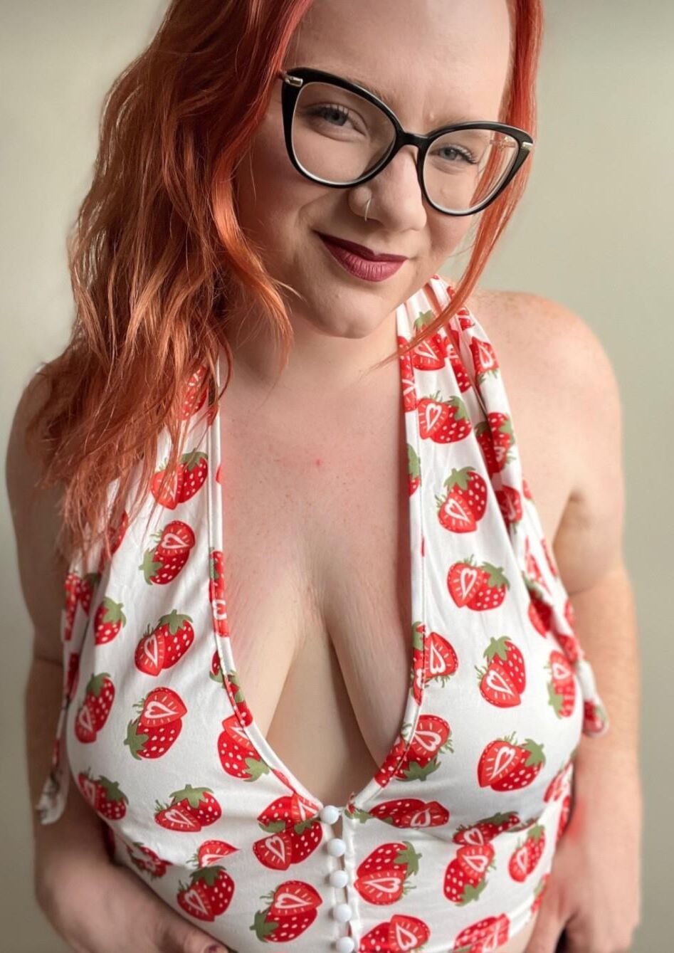 Chubby ginger slut with big saggy tits 