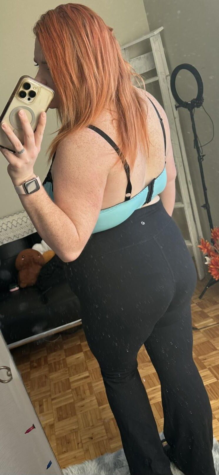 Chubby ginger slut with big saggy tits 