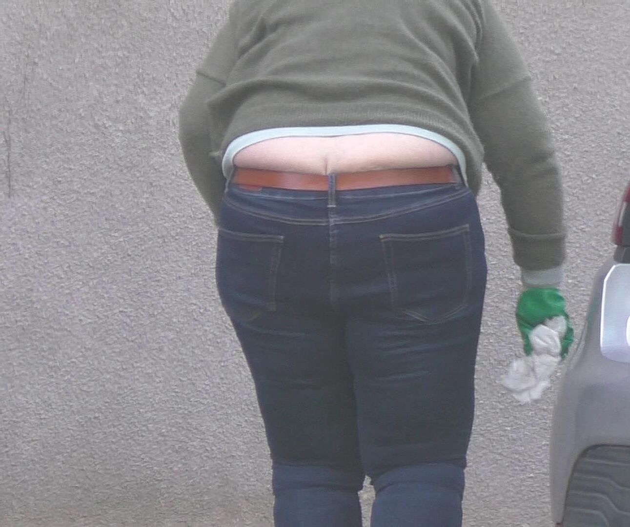 curvy grandma in jeans