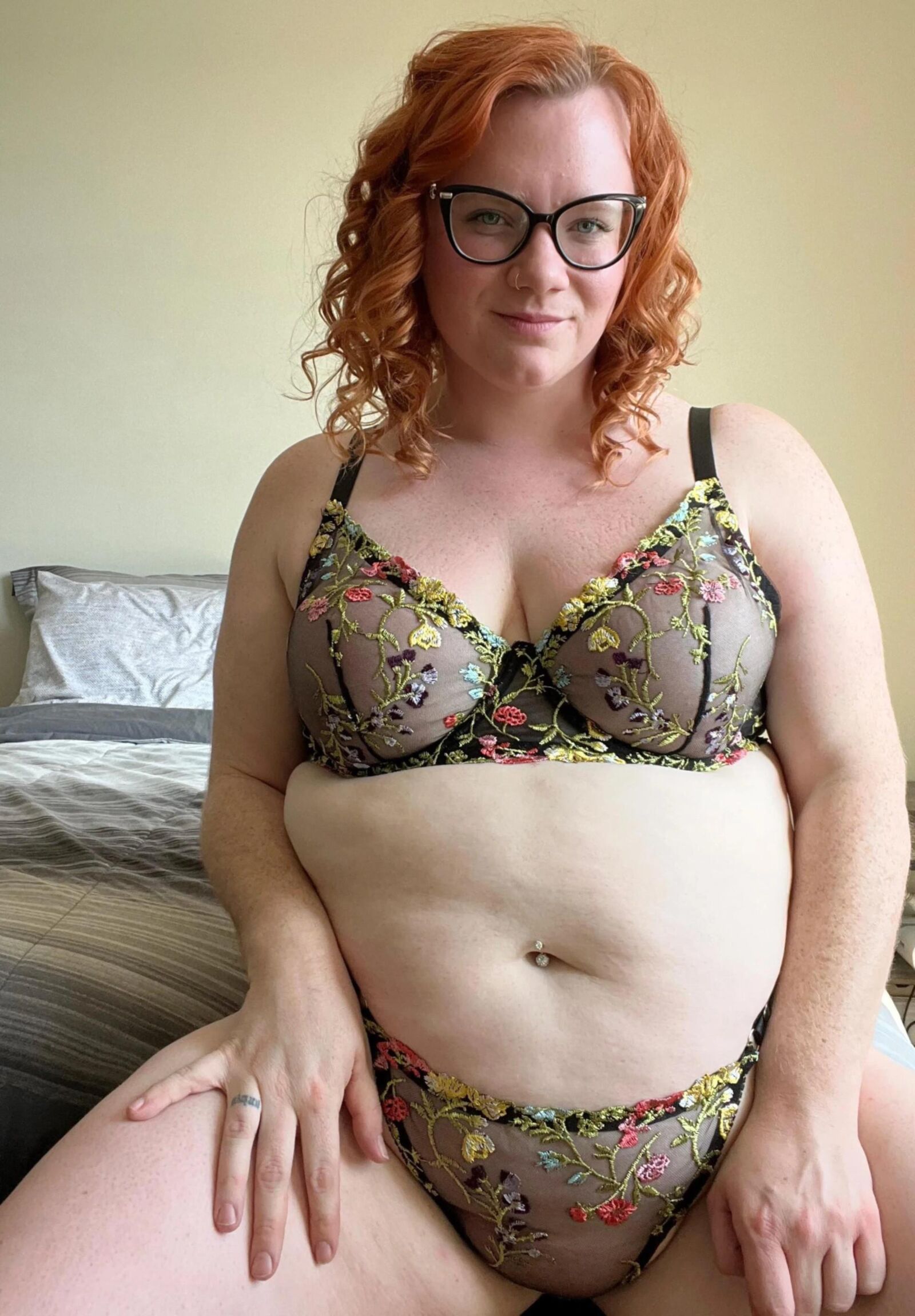 Chubby ginger slut with big saggy tits 