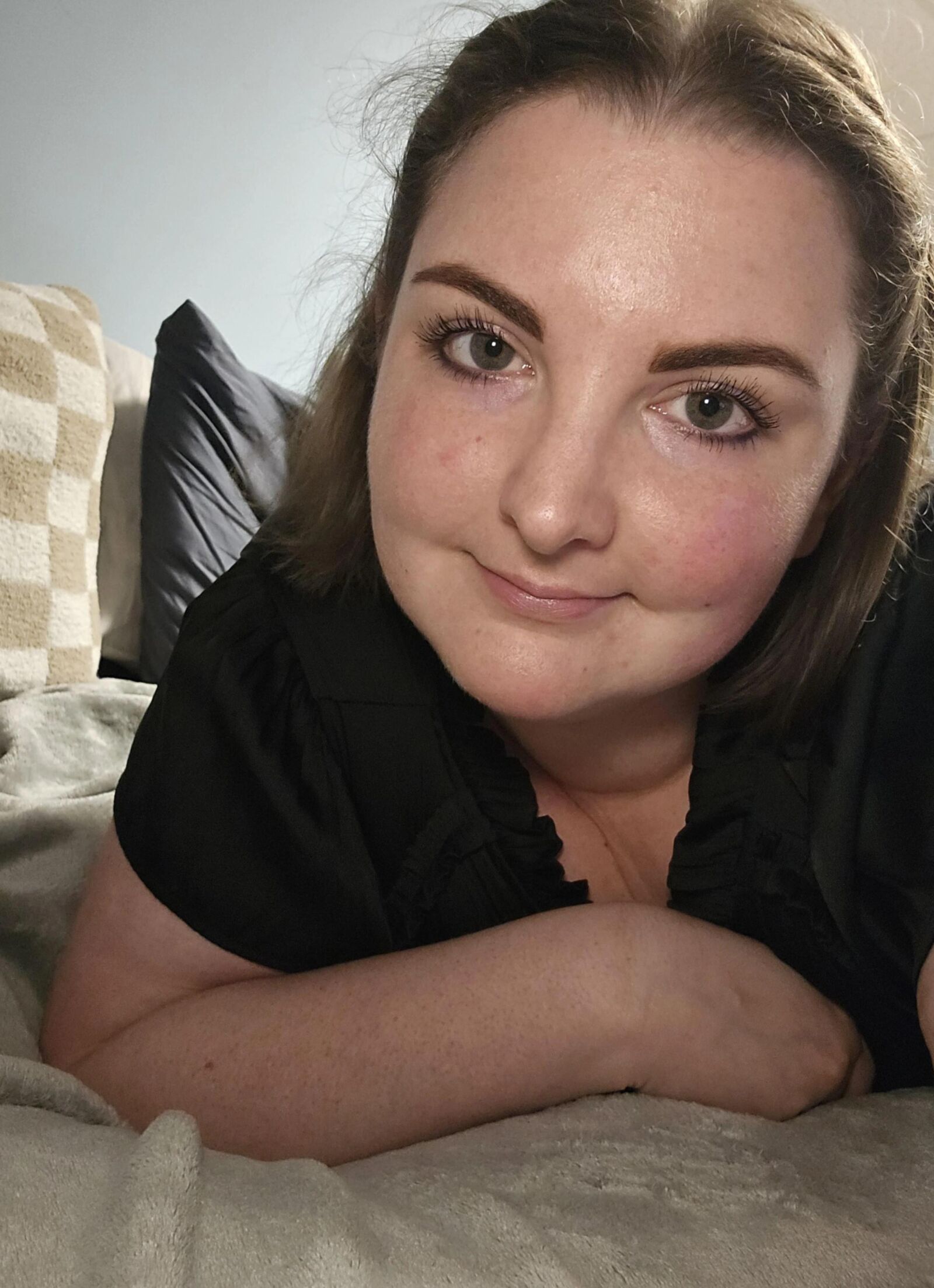 Desperate chubby slut 