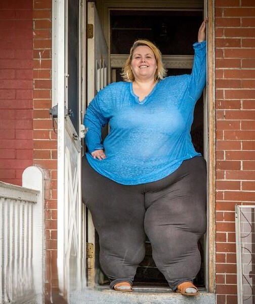Large Women in Jeans, Pants, and Shorts 