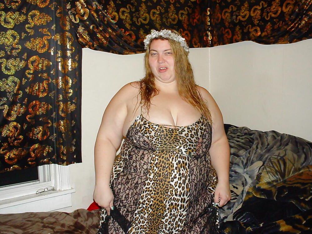 Astralyn Gyser very fat BBW