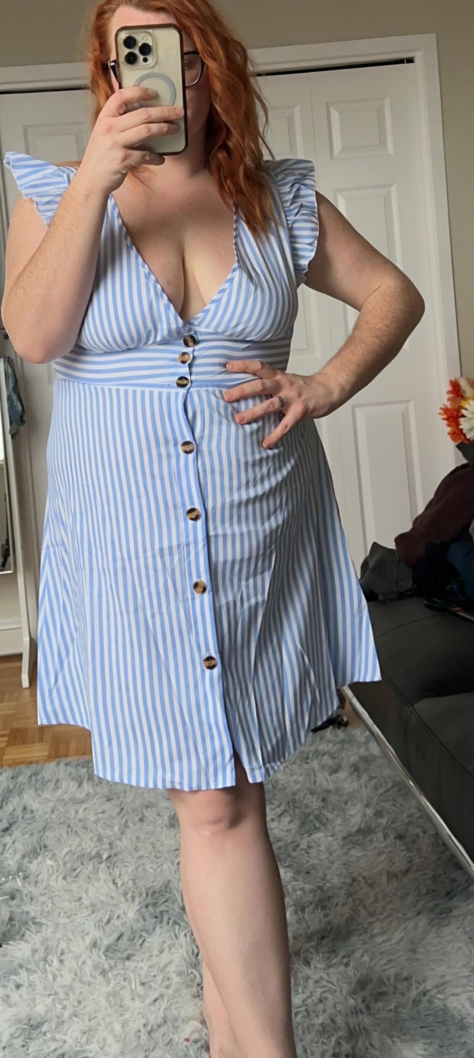 Chubby ginger slut with big saggy tits 