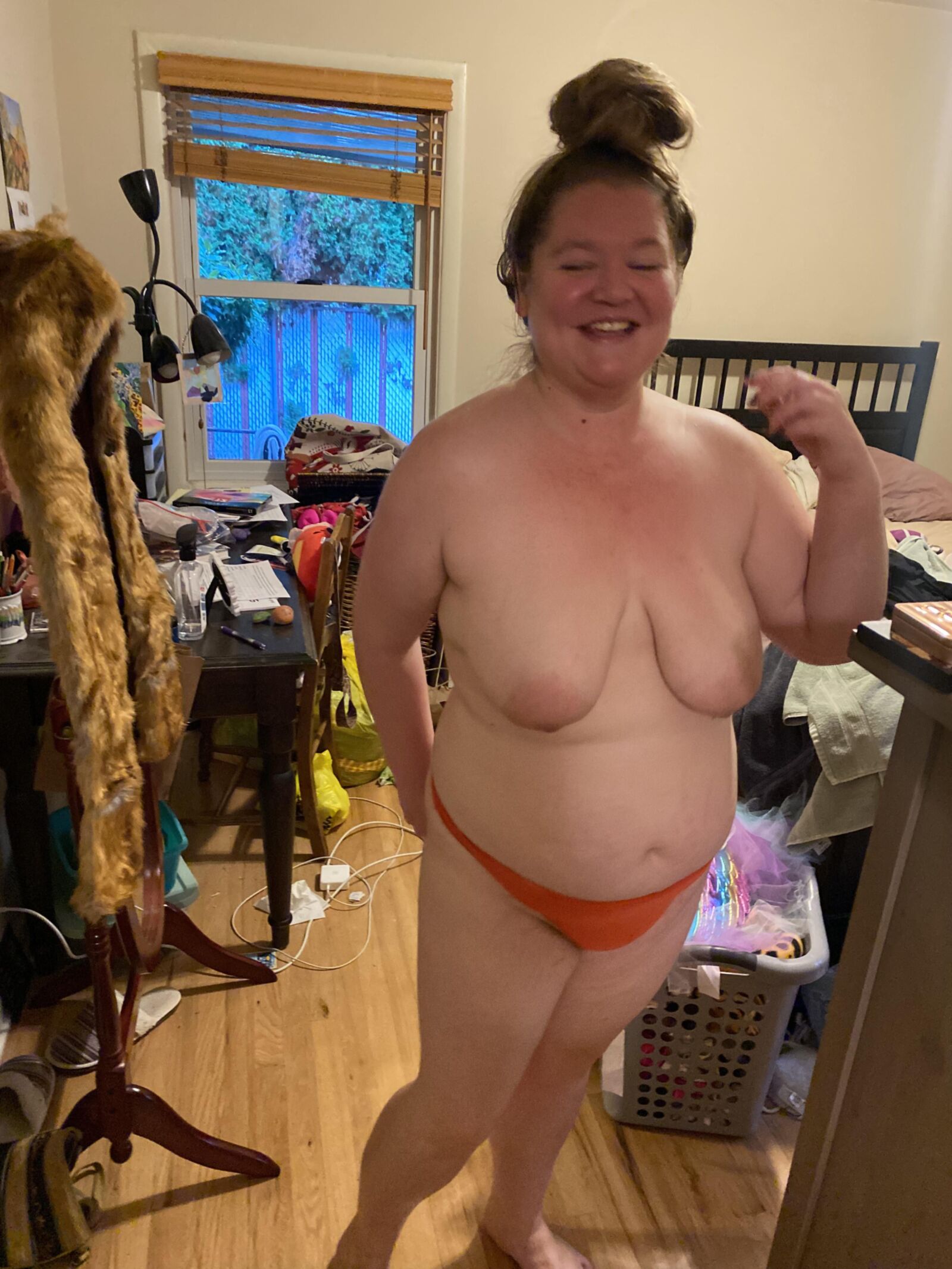Michelle, Oregon, big tits out for you