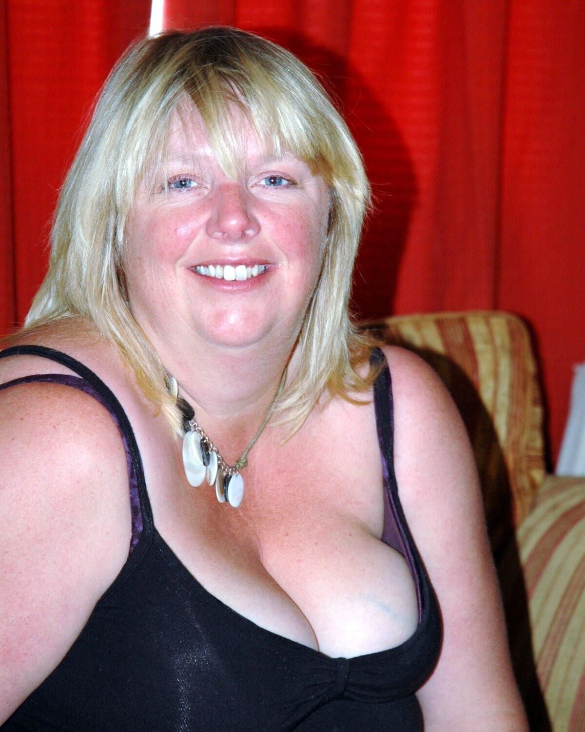 UK Busty Blonde Wife Fiona