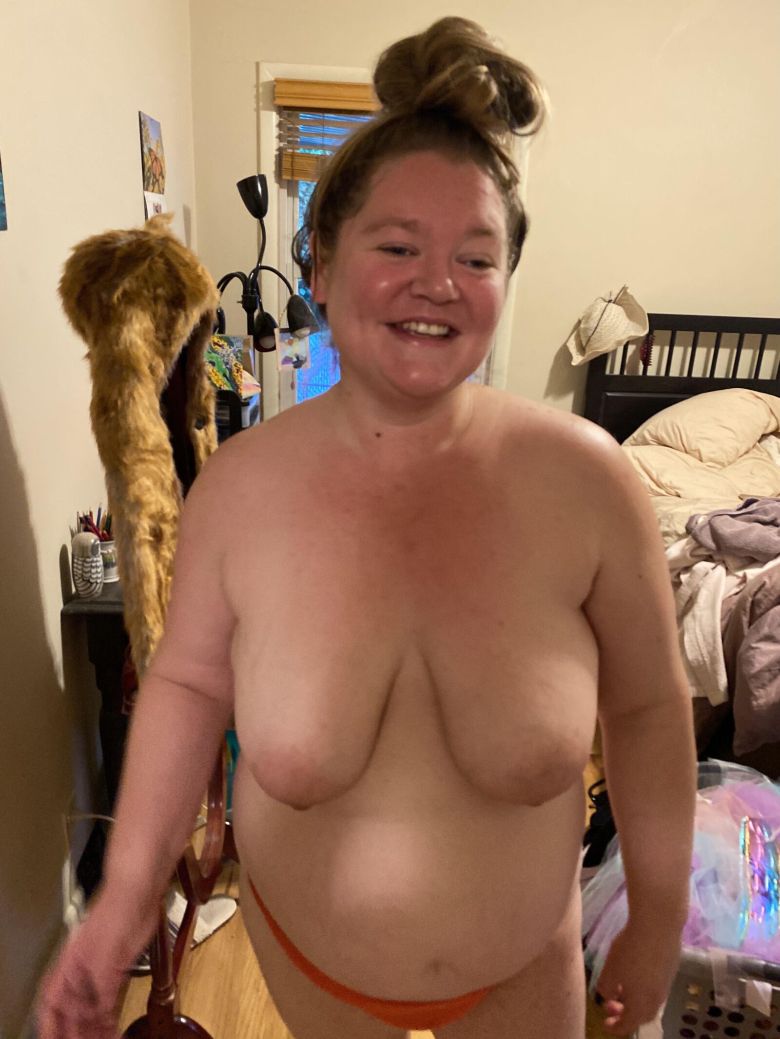 Michelle, Oregon, big tits out for you