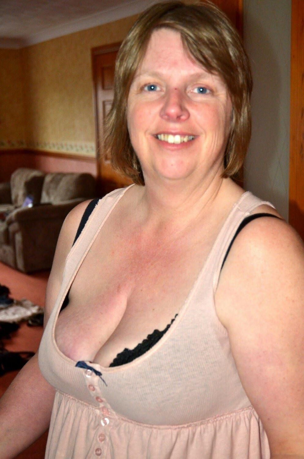 UK Busty Blonde Wife Fiona