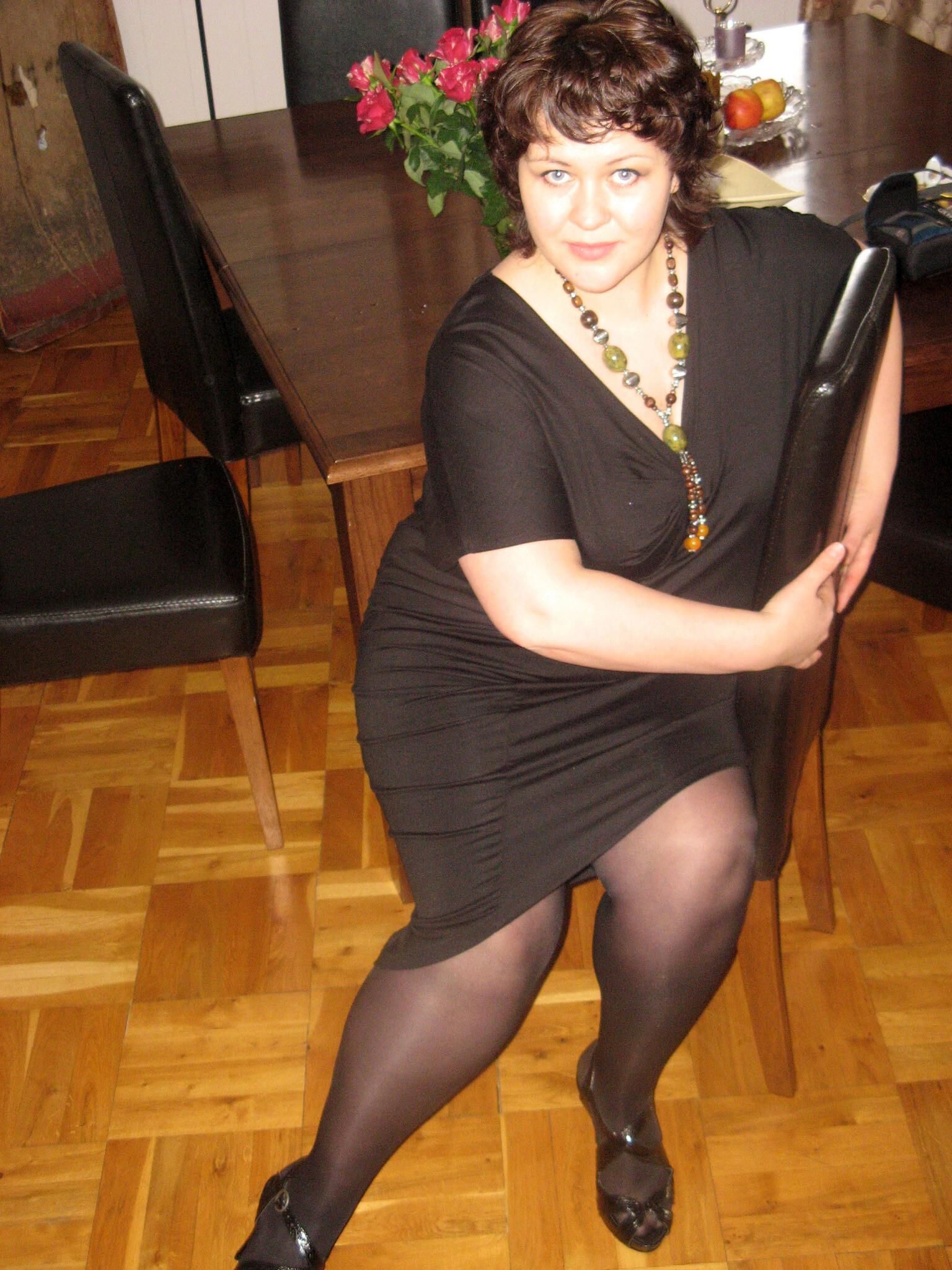 . Fully dressed mostly mature. No nudes