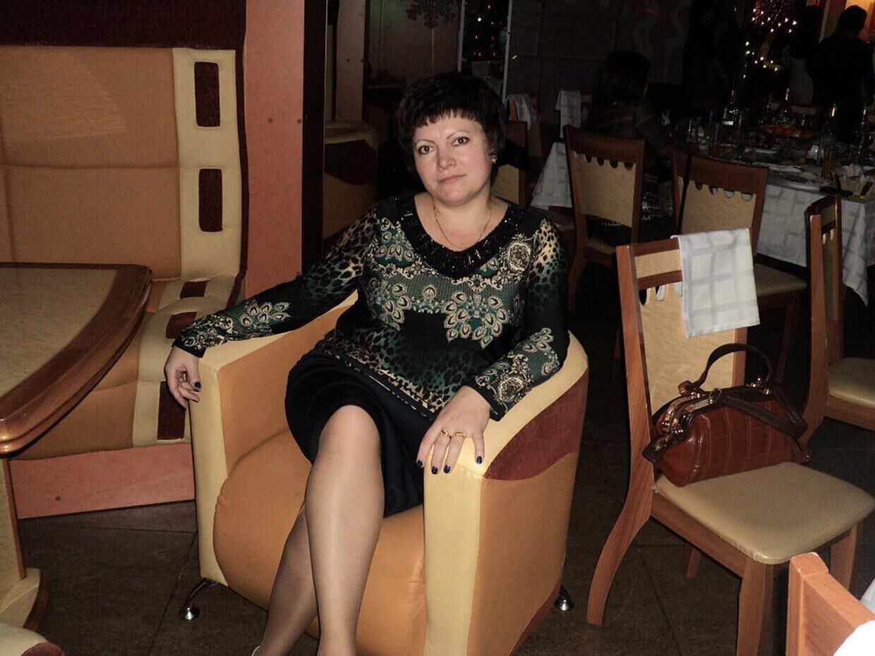 . Fully dressed mostly mature. No nudes