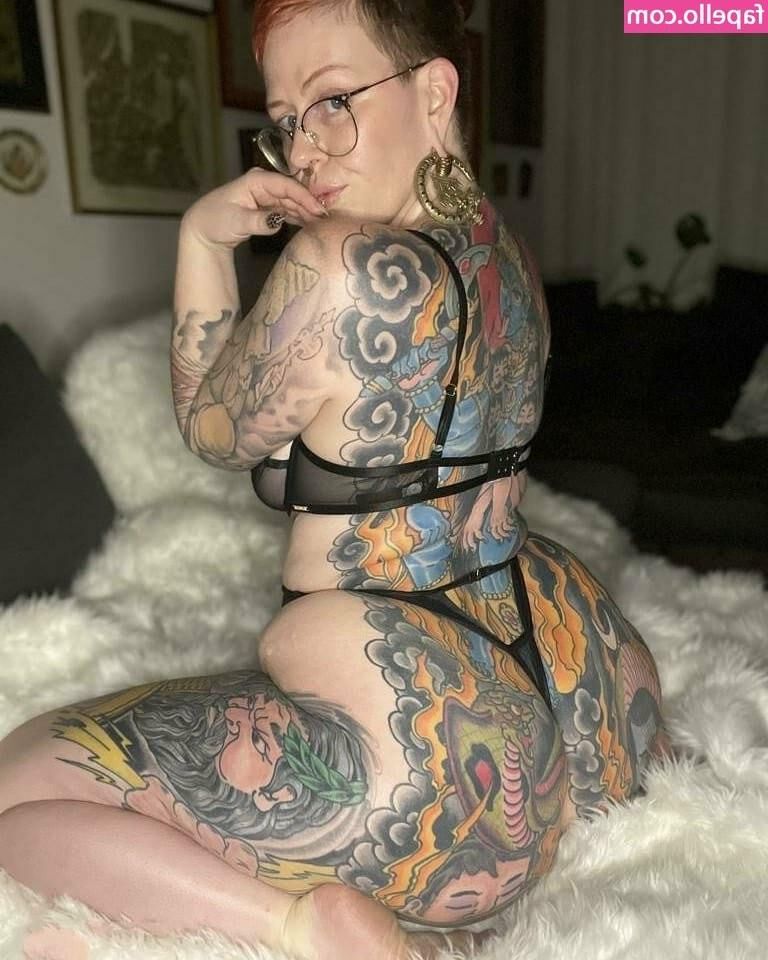 Tatted PAWG