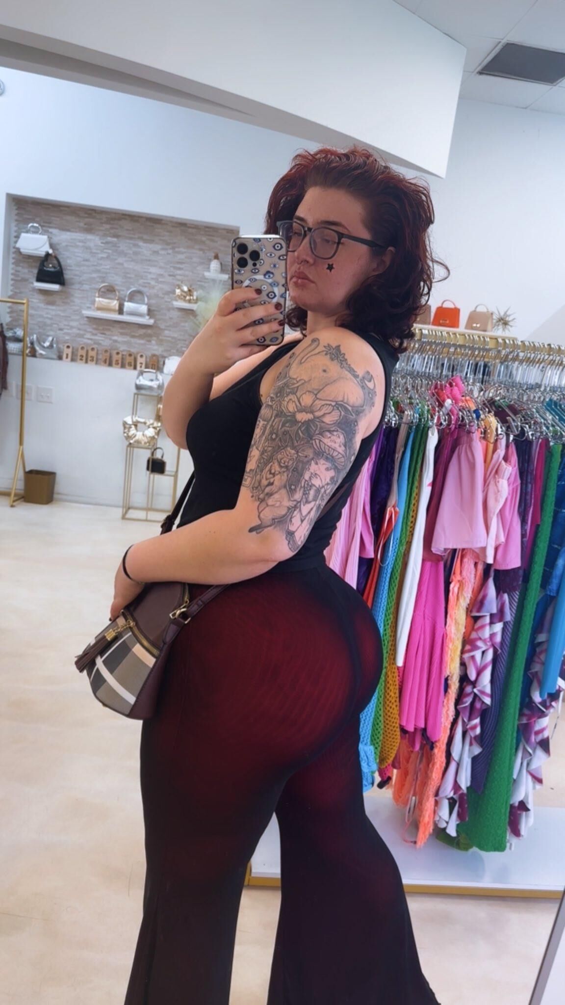 Marie Big Butt Big Tits Curvy Redhead BBW Girl Mixed Hot Shots