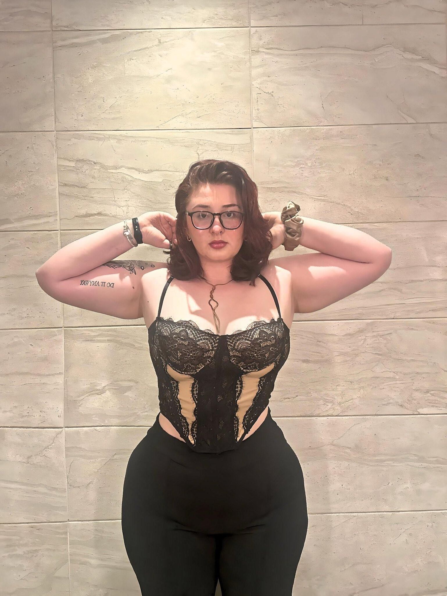Marie Big Butt Big Tits Curvy Redhead BBW Girl Mixed Hot Shots