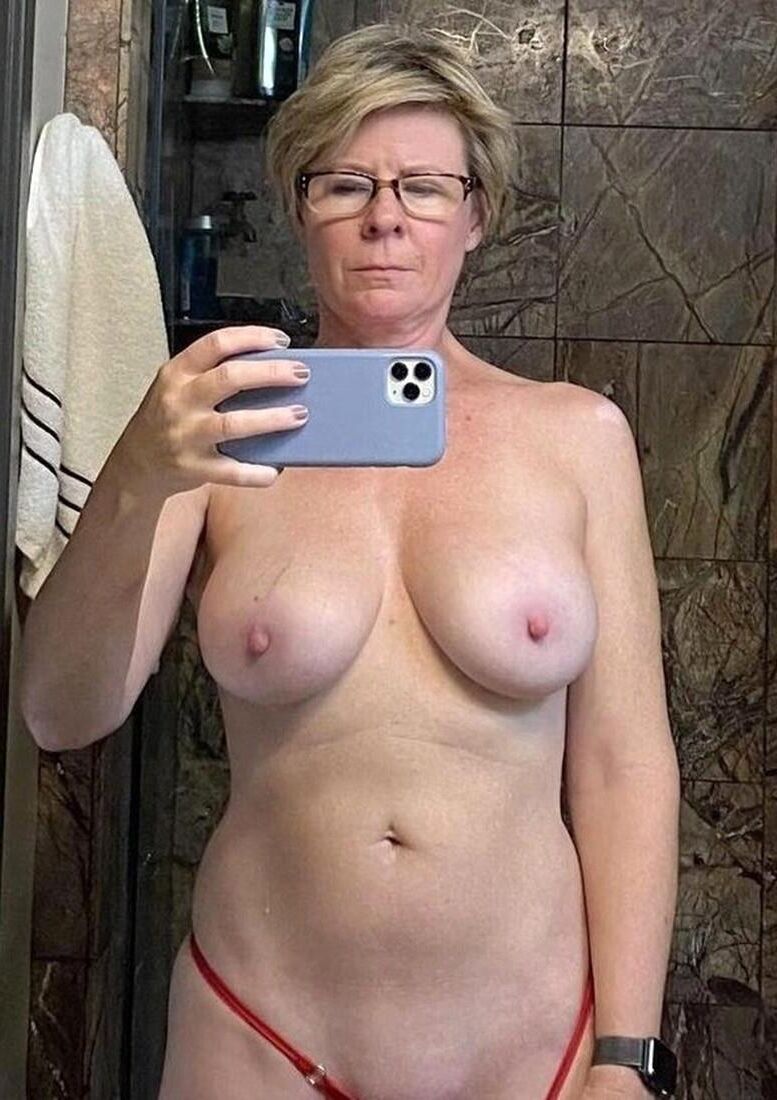 titty city 